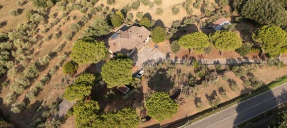 Villa de 4 dormitorios en Cortona, Italy No. 54136 84