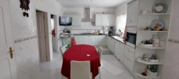 Casa T5 em Montenegro, Portugal N.º 120026 8