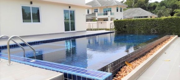 3 bedrooms Cafe / restaurant in Pattaya, Thailand No. 1044 2