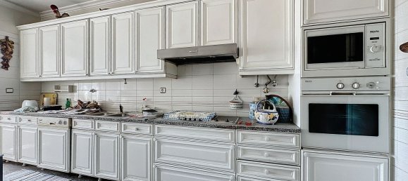 Apartamento T4 em Lisbon, Portugal N.º 126090 10