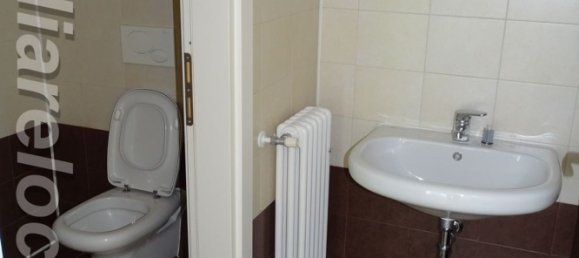 60m² Office in Sant'Omobono Terme, Italy No. 87320 8