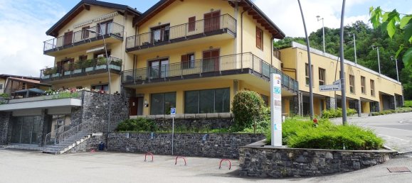 60m² Office in Sant'Omobono Terme, Italy No. 87320 5