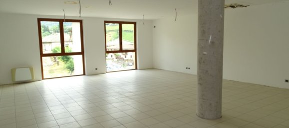 60m² Office in Sant'Omobono Terme, Italy No. 87320 6