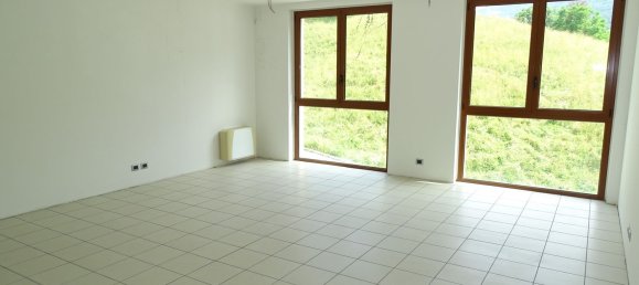 60m² Office in Sant'Omobono Terme, Italy No. 87320 10