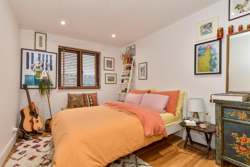 2 bedrooms Apartment in Hackney, United Kingdom No. 4032