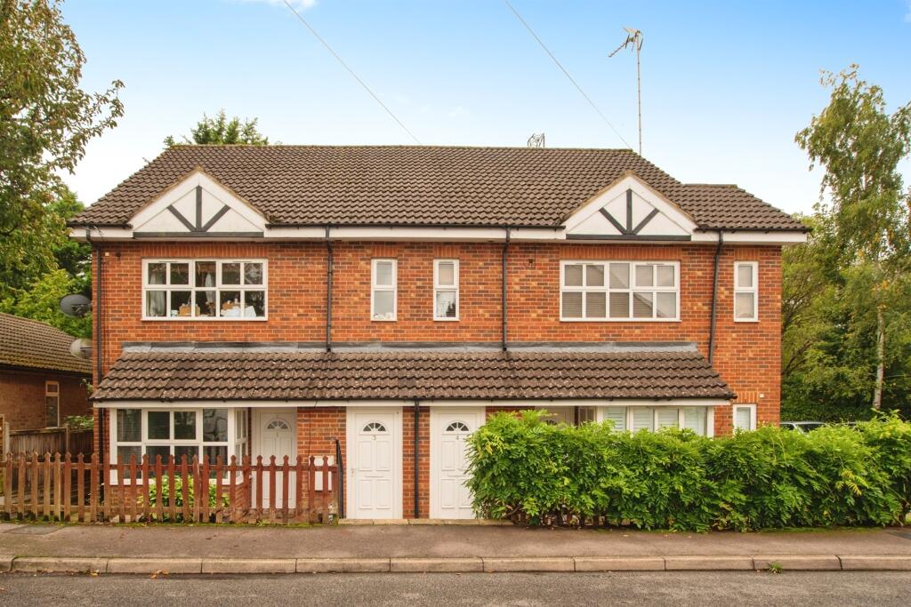 3 bedrooms Maisonette in Watford, United Kingdom No. 6083