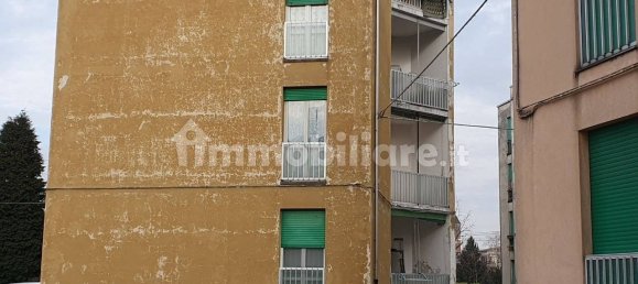 2 chambres Appartement à Busto Arsizio, Italy No. 253473 17