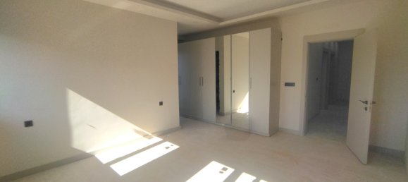 Appartement 4+1 à Antalya, Turkey No. 34200 13