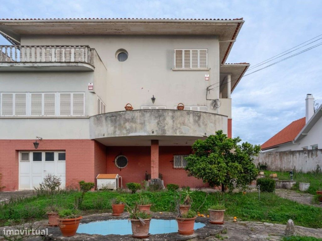 Casa de 5 dormitorios en Cascais, Portugal No. 184978