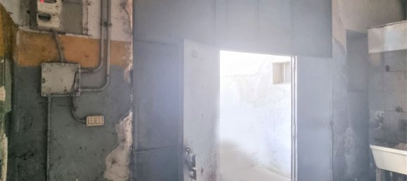 116m² Commercial property in Grottaglie, Italy No. 142530 16