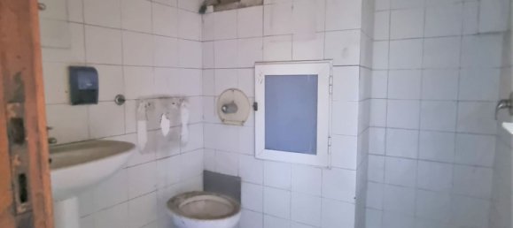 116m² Commercial property in Grottaglie, Italy No. 142530 8