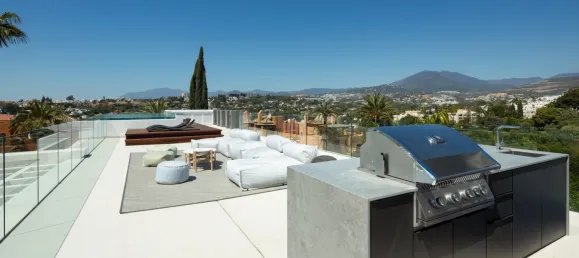 6 bedrooms Villa in Marbella, Spain No. 104292 24