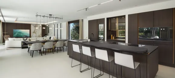 6 bedrooms Villa in Marbella, Spain No. 104292 8