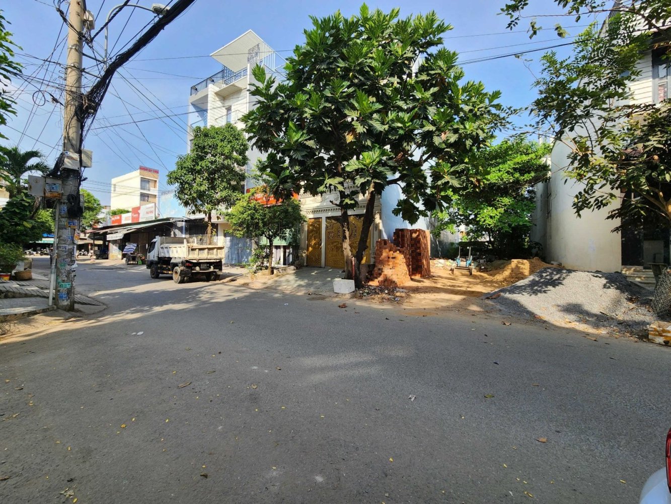 230m² Land in District 7, Vietnam No. 20078