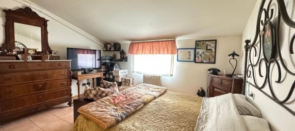 Apartamento de 3 habitaciónes en Montecatini Terme, Italy No. 171825 5