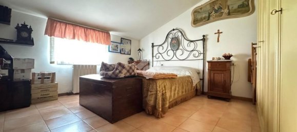 Apartamento de 3 habitaciónes en Montecatini Terme, Italy No. 171825 4