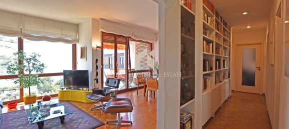 3-salle Appartement à Sanremo, Italy No. 290093 8