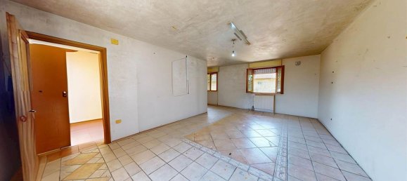 Дом с 6 комнатами в Треви, Италия № 267916 10