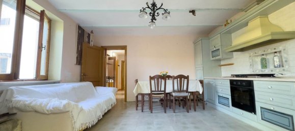 Дом с 6 комнатами в Треви, Италия № 267916 3