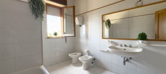 Дом с 6 комнатами в Треви, Италия № 267916 29