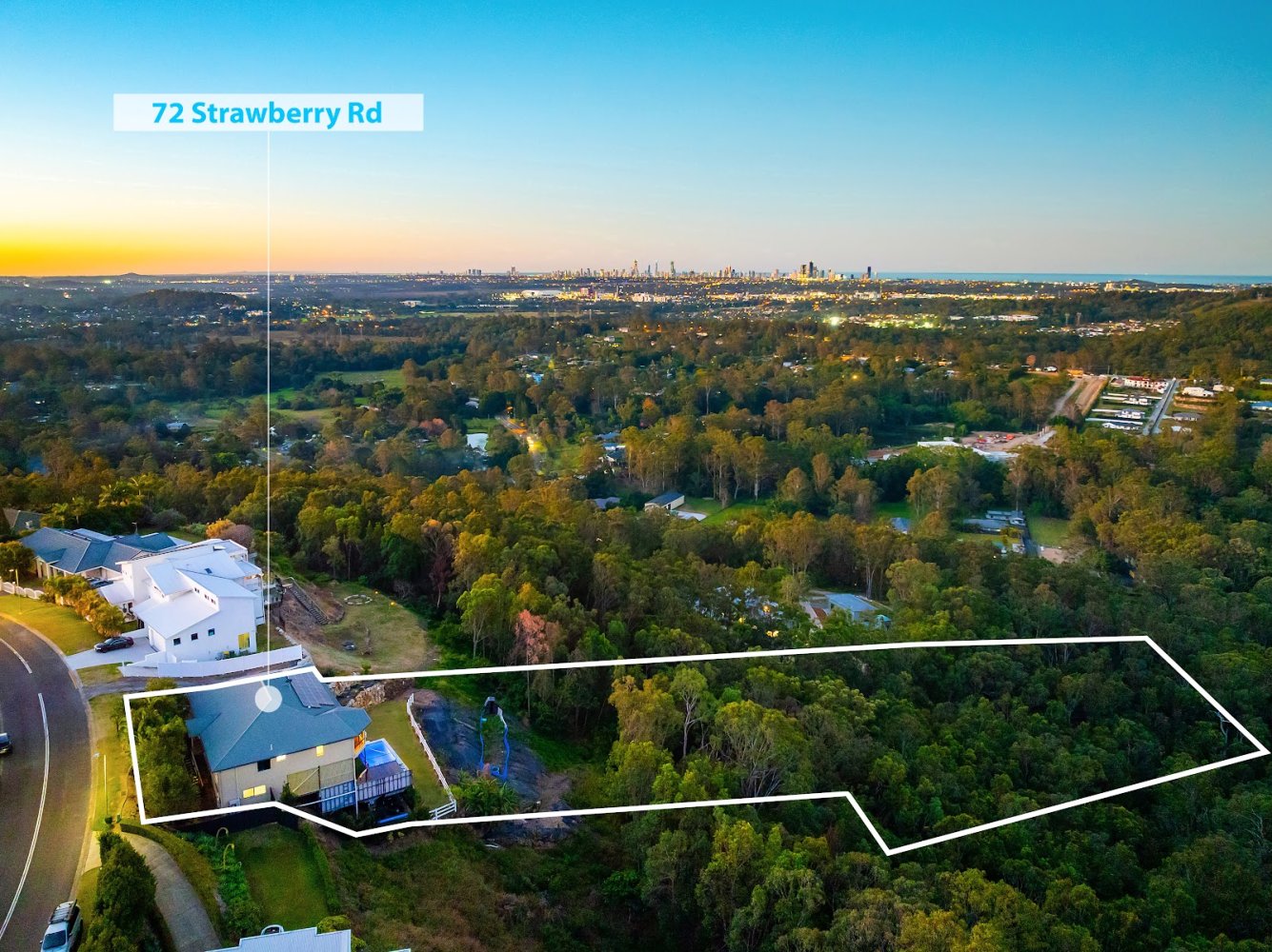 4 chambres Maison à Mudgeeraba, Australia No. 702