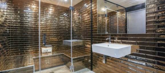 4 bedrooms House in Mudgeeraba, Australia No. 702 7