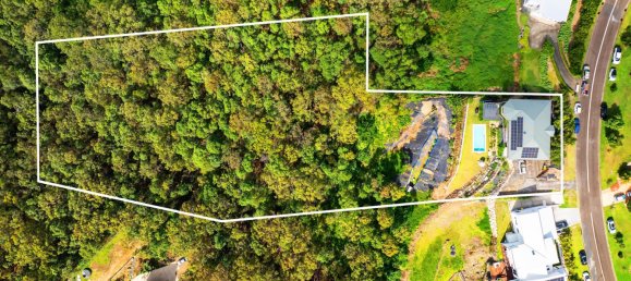 4 bedrooms House in Mudgeeraba, Australia No. 702 5