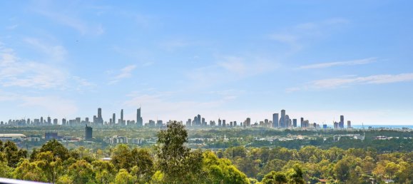 4 bedrooms House in Mudgeeraba, Australia No. 702 28