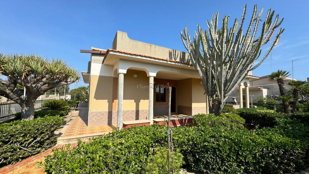 4غرفة فيلا في Modica, Italy رقم 237674