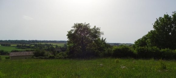  Land in L'Isle-Jourdain, France No. 113093 8