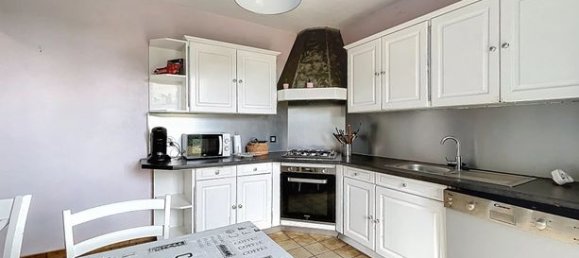 3 Schlafzimmer Haus in Rhone, France, Nr. 289263 9