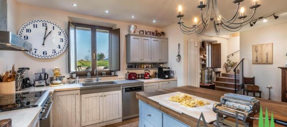 5 Schlafzimmer Haus in Città della Pieve, Italy, Nr. 58490 7