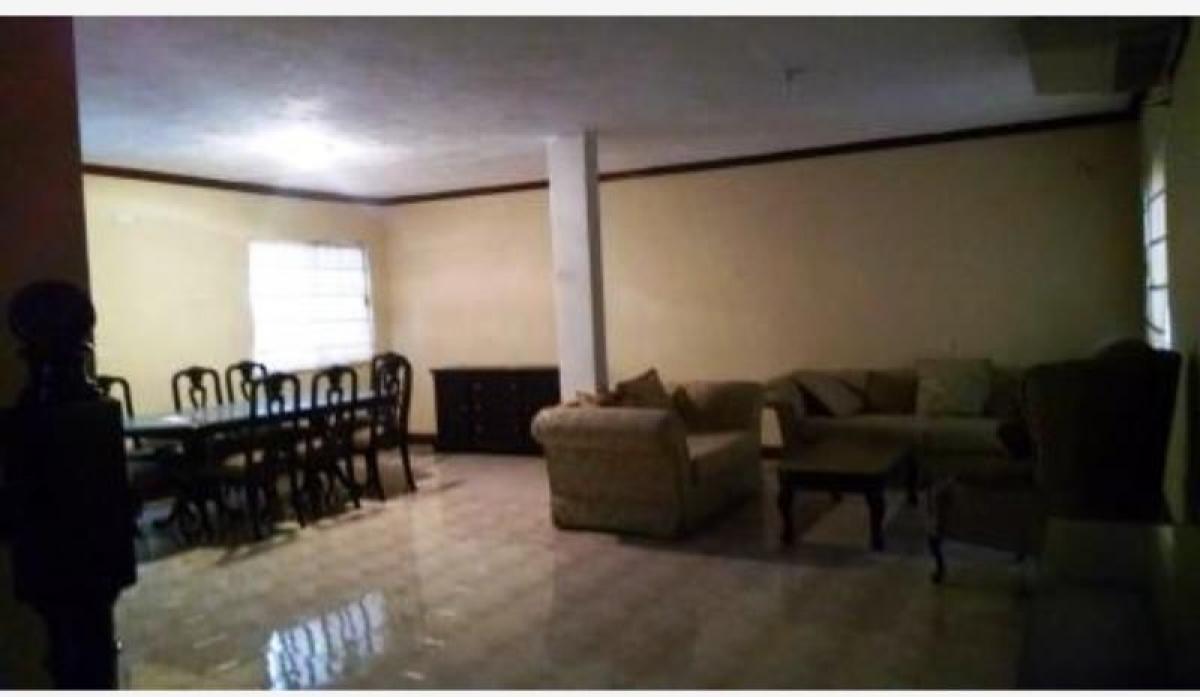 Casa de 3 dormitorios en Nuevo León, Mexico No. 177046