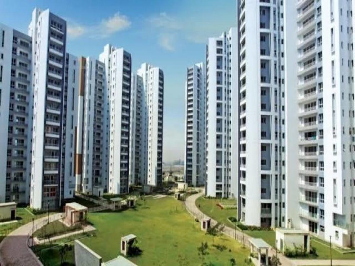 Casa T2 em Noida, India N.º 67080