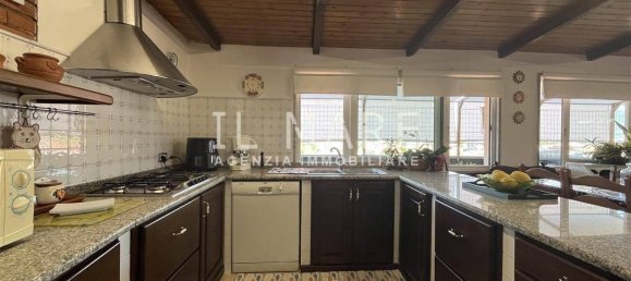 Ático de 3 dormitorios en Massa, Italy No. 355301 10