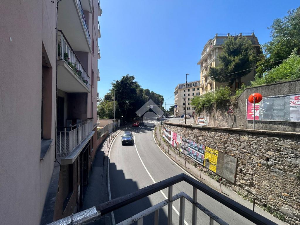 4 غرف نوم شقة في Genoa, Italy رقم 282492