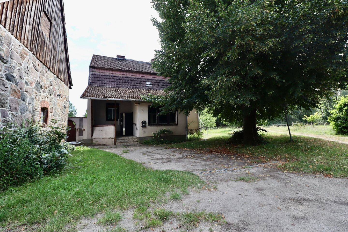 Casa de 6 habitaciónes en Uckermark, Germany No. 346165