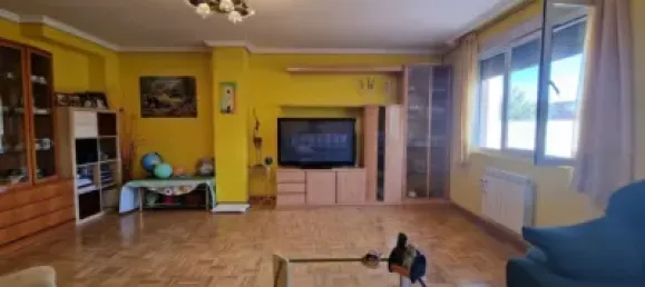 3 Schlafzimmer Stadthaus in Leon, Spain, Nr. 71862 16