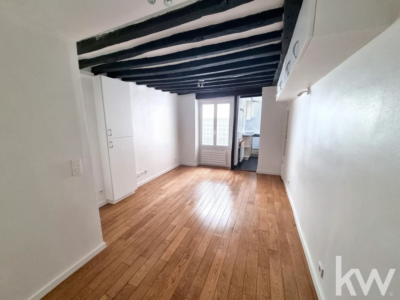 Studio in Paris, France, Nr. 163616