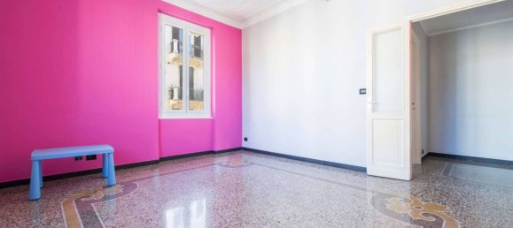 4 غرف نوم شقة في Genoa, Italy رقم 329851 2