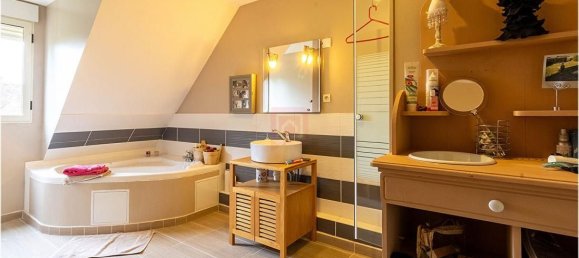 Casa de 4 dormitorios en Romorantin-Lanthenay, France No. 221792 5