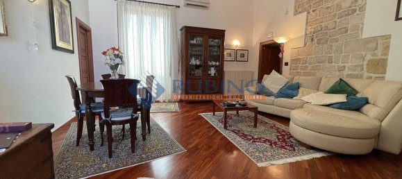 2 bedrooms Penthouse in Trani, Italy No. 346967 10