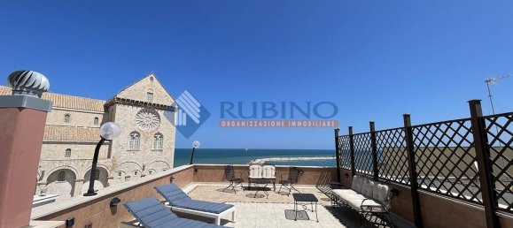 2 bedrooms Penthouse in Trani, Italy No. 346967 35
