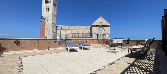 2 bedrooms Penthouse in Trani, Italy No. 346967 32