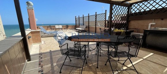 2 bedrooms Penthouse in Trani, Italy No. 346967 21