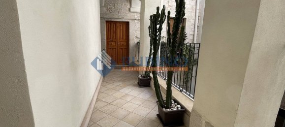 2 bedrooms Penthouse in Trani, Italy No. 346967 5
