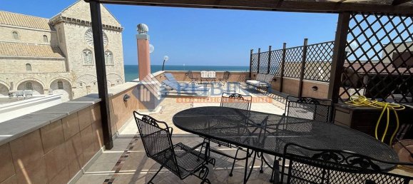 2 bedrooms Penthouse in Trani, Italy No. 346967 22