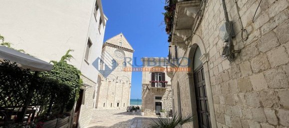2 bedrooms Penthouse in Trani, Italy No. 346967 2