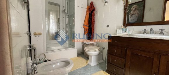 2 bedrooms Penthouse in Trani, Italy No. 346967 20