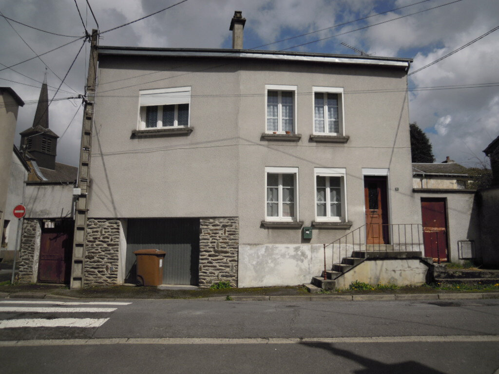 4 Schlafzimmer Haus in Bogny-sur-Meuse, France, Nr. 83077